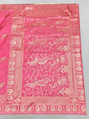 Pink zari woven silk blend saree with blouse piece 2