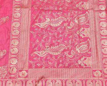 Pink zari woven silk blend saree with blouse piece 5