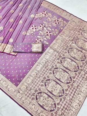 Purple zari woven silk blend saree with blouse piece 2