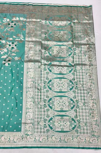 Blue zari woven silk blend saree with blouse piece