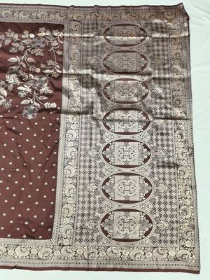 Brown zari woven silk blend saree with blouse piece 2