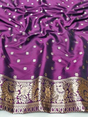 Purple zari woven silk blend saree with blouse piece 3