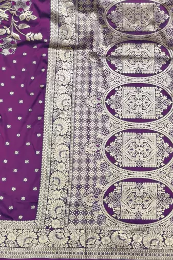 Purple zari woven silk blend saree with blouse piece