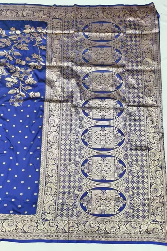 Navy blue zari woven silk blend saree with blouse piece