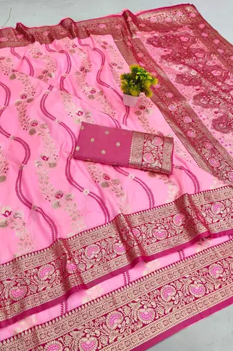Pink zari woven leheria silk blend saree with blouse piece