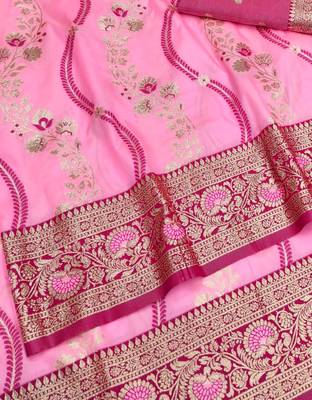 Pink zari woven leheria silk blend saree with blouse piece 3