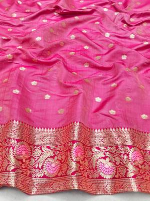 Pink zari woven leheria silk blend saree with blouse piece 4