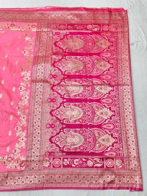 Pink zari woven silk blend saree with blouse piece 2