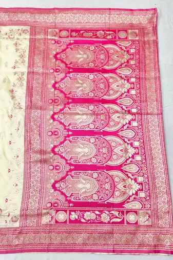Cream zari woven silk blend saree with blouse piece