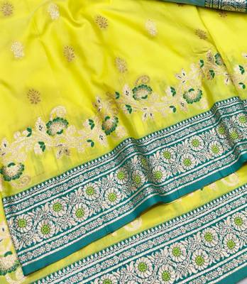 Lime zari woven silk blend saree with blouse piece 3