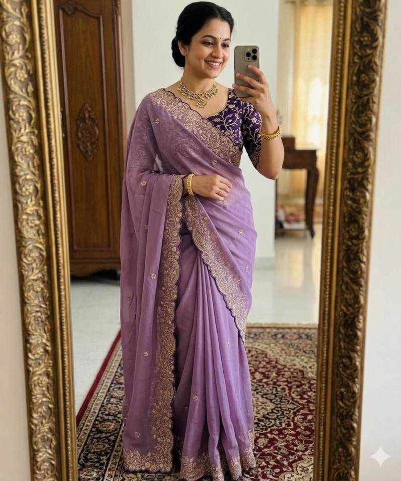 Lavender georgette embroidered saree with thread work