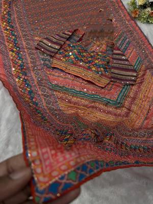 red silk blend printed saree with abstract print 3