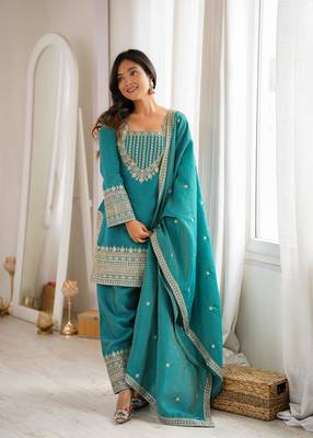 teal embroidered kurta with patiala pant & dupatta 1