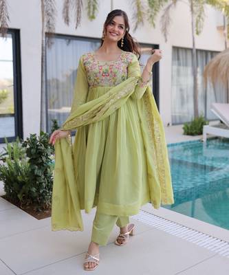 Green chanderi readymade anarkali suit with embroidery & beats work 1