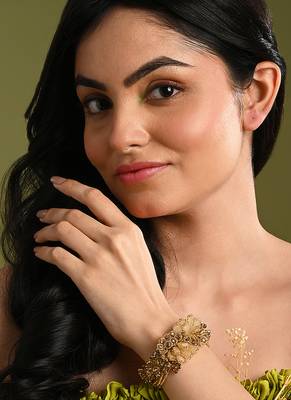 Gold plated ethnic bracelet 2
