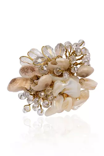 Crystal round ivory shell ring