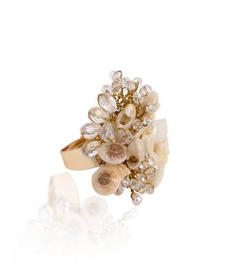 Crystal round ivory shell ring 4