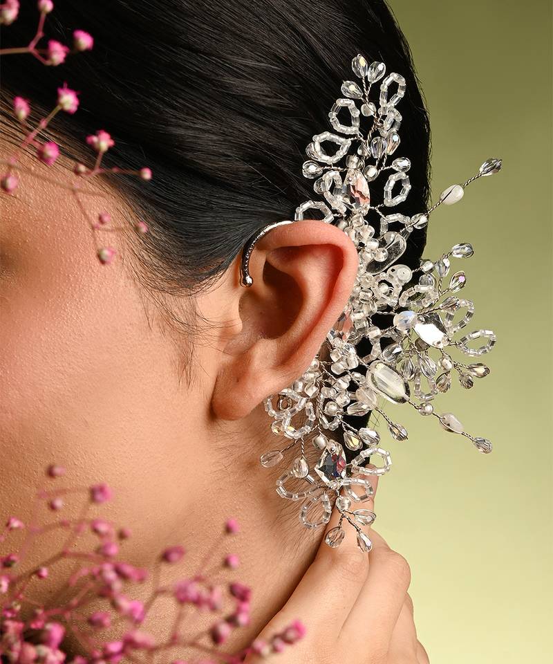 Silver crystal stones earcuff