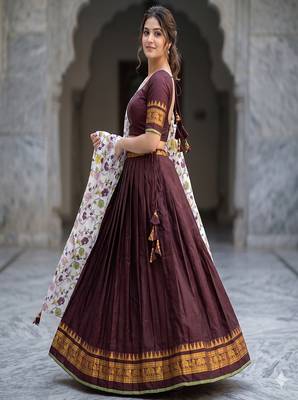 Brown Lehenga Choli Set with Floral Printed Dupatta and Contrast Zari Border Set 4
