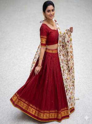 Red Lehenga Choli Set with Floral Printed Dupatta and Contrast Zari Border Set 4