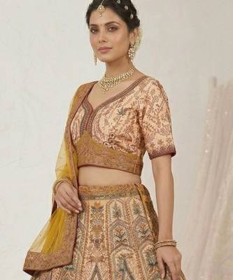 yellow silk blend printed lehenga choli 3