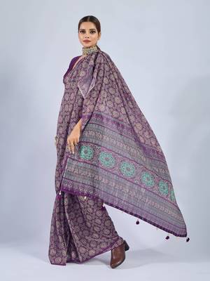 Purple chiffon ajrak printed saree with unstitched blouse 4