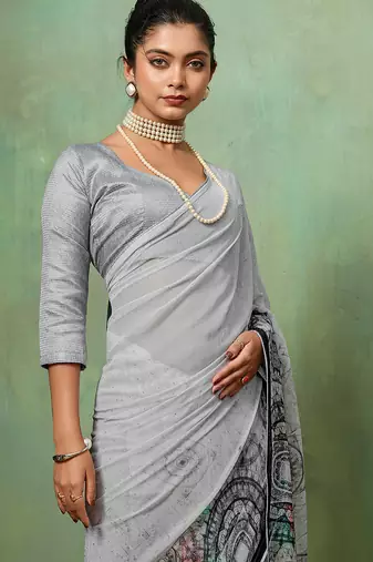 Grey georgette geometrical printed saree with unstitched blouse