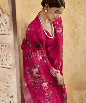 Pink georgette floral printed saree with unstitched blouse 5