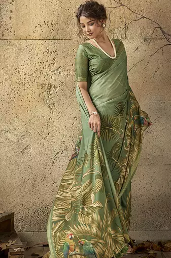 Green georgette floral printed saree with unstitched blouse