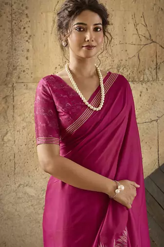 Pink georgette floral printed saree with unstitched blouse