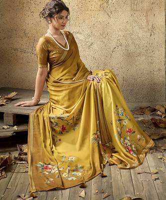 Mustard georgette floral printed saree with unstitched blouse 4