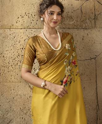 Mustard georgette floral printed saree with unstitched blouse 5
