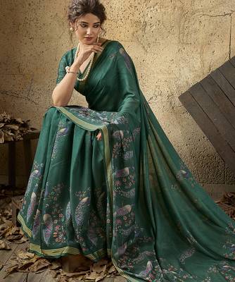 Bottle green georgette floral printed saree with unstitched blouse 4