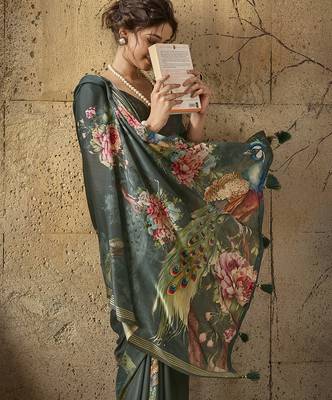 Dark green georgette floral printed saree with unstitched blouse 5