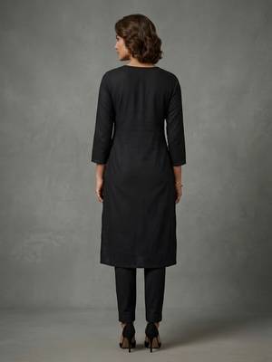 Black rayon embroidered kurta set 2