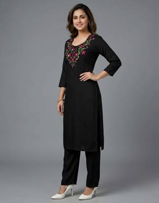 Black rayon embroidered kurta set 1