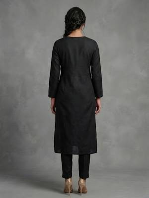 Black rayon embroidered kurta set 2