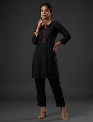 Black rayon embroidered kurta set 1