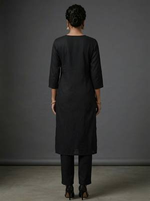 Black rayon embroidered kurta set 2