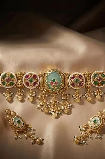 Rajwadi Stone Dangling Choker Set