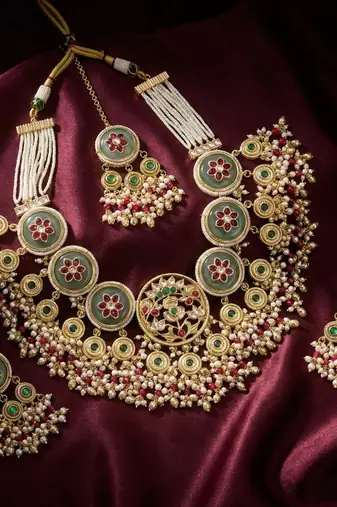 Stone & Pearl Bridal Necklace Set