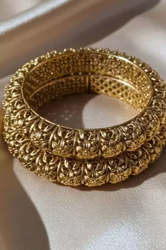 Traditional Screw Openable Kada Bangles, Set of 2 (2.4)