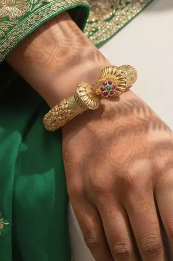 Gold Plated Screw Openable Patli Kada Bangles, Set of 2