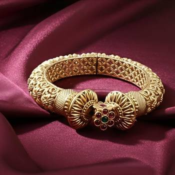 Gold Plated Screw Openable Patli Kada Bangles, Set of 2 3