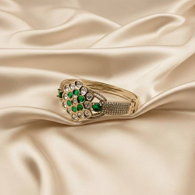 Moissanite Kundan Openable Kada with Green Stone