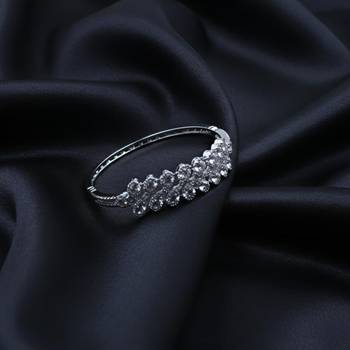 American Diamond Leaf Motif Openable Kada 2