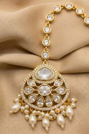 Moissanite Polki Pearl Chand Maang Tikka