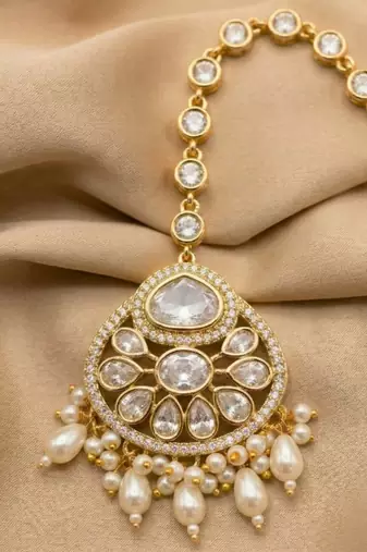 Moissanite Polki Pearl Chand Maang Tikka