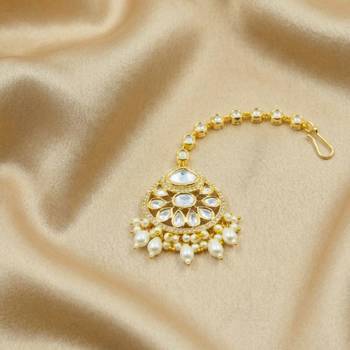 Moissanite Polki Pearl Chand Maang Tikka 3