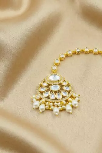 Moissanite Polki Pearl Chand Maang Tikka